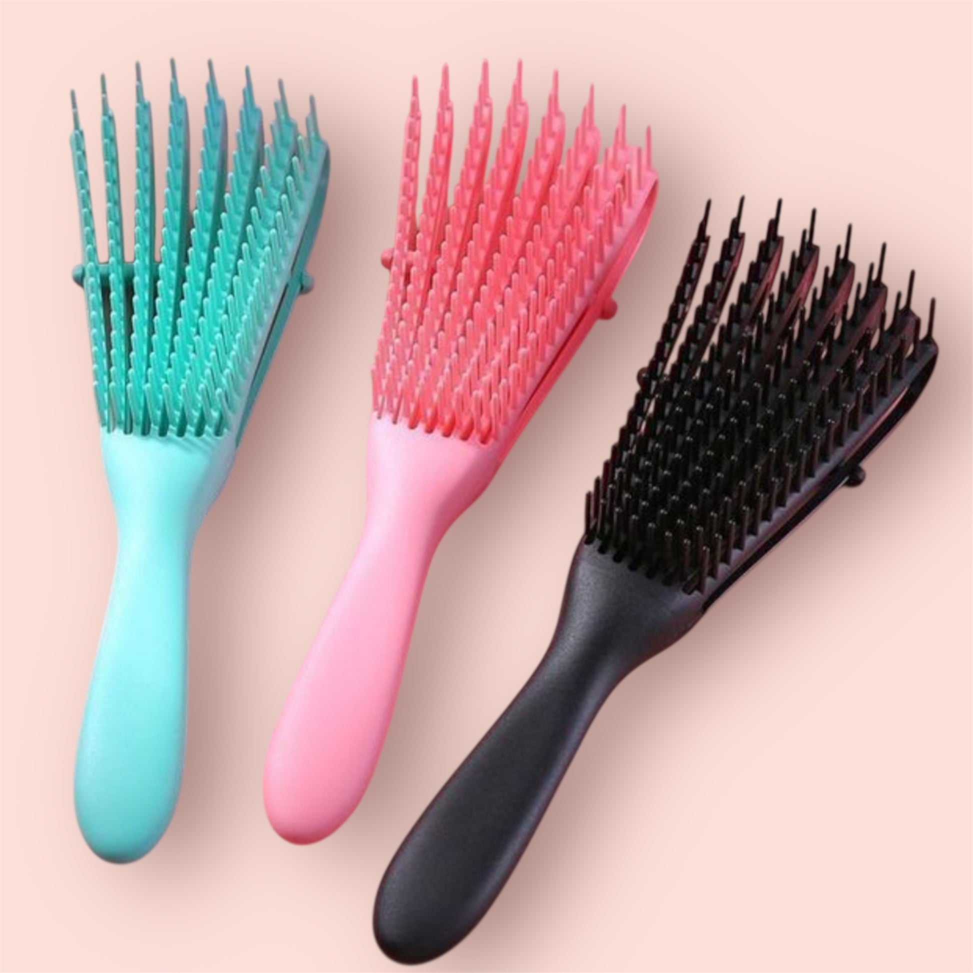 🪄🌈 Escova Polvo Cores Sortidas – Flexível e Desembaraçante