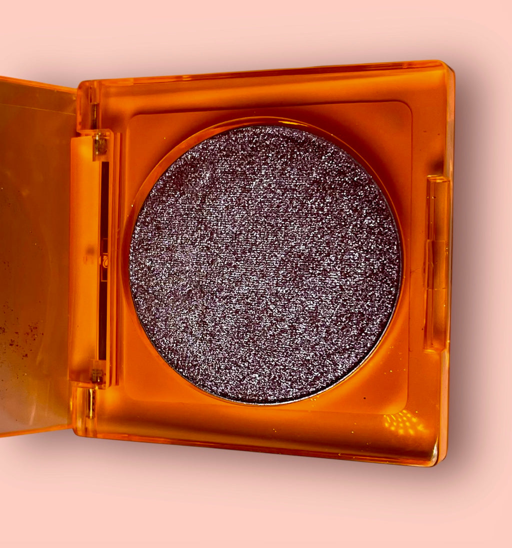 ✨ Iluminador Compacto Divine Glow – Mari Maria