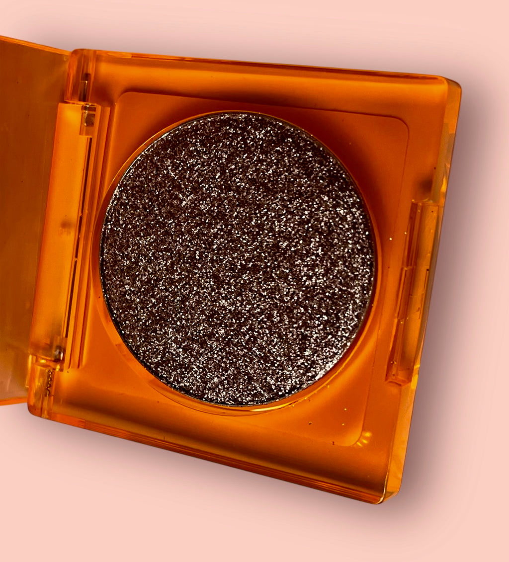 ✨ Iluminador Compacto Divine Glow – Mari Maria